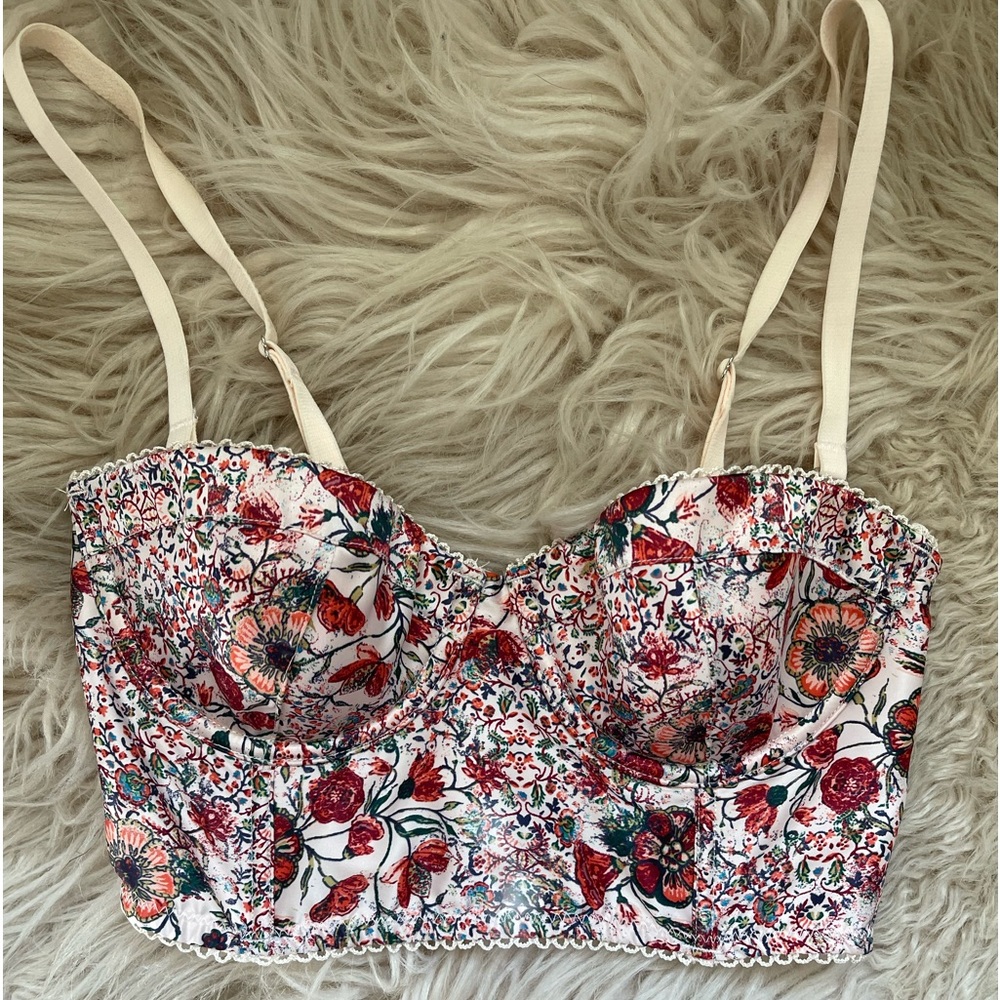 COPY - Victoria Secret floral top